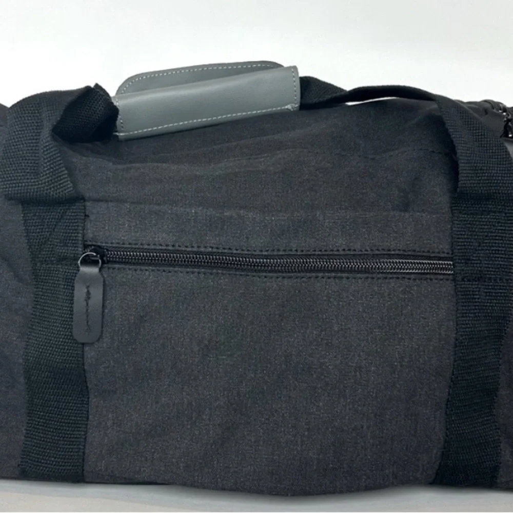 New Bella Russo 18” canvas travel duffel